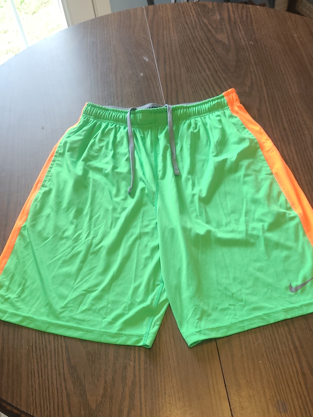 Nike Men's Neon Green Athletic Basketball Shorts with Orange Side Panels Size L